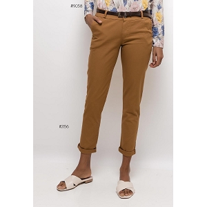 INES PANTALON CHINO:Marron