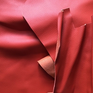 PAOLA CHUTE DE CUIR PAR LOT DE 500G:Rouge