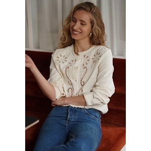  CHEMISE INTEMPORELLE BRODEE<br>Beige