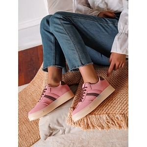  SNEAKERS<br>Rose