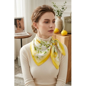  FOULARD CARRE<br>Jaune