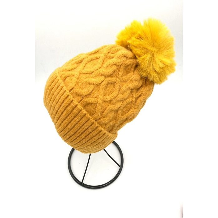 Scarpy creation bonnet pompon motif tricot jaune