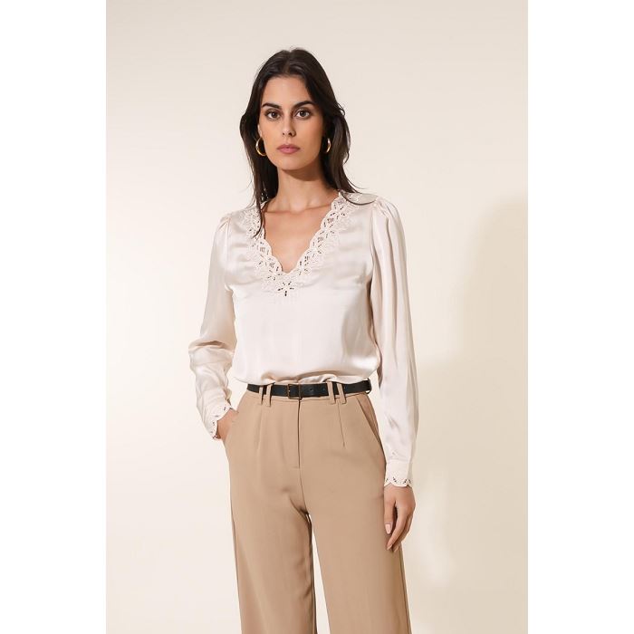 Scarpy creation blouse encolure dentelle beige3868501_2