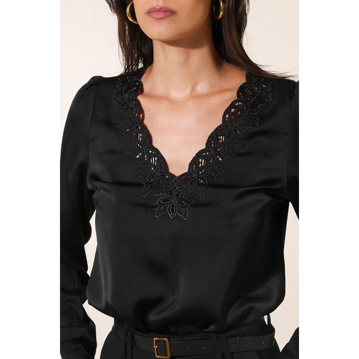 Scarpy creation blouse encolure dentelle noir3868502_4