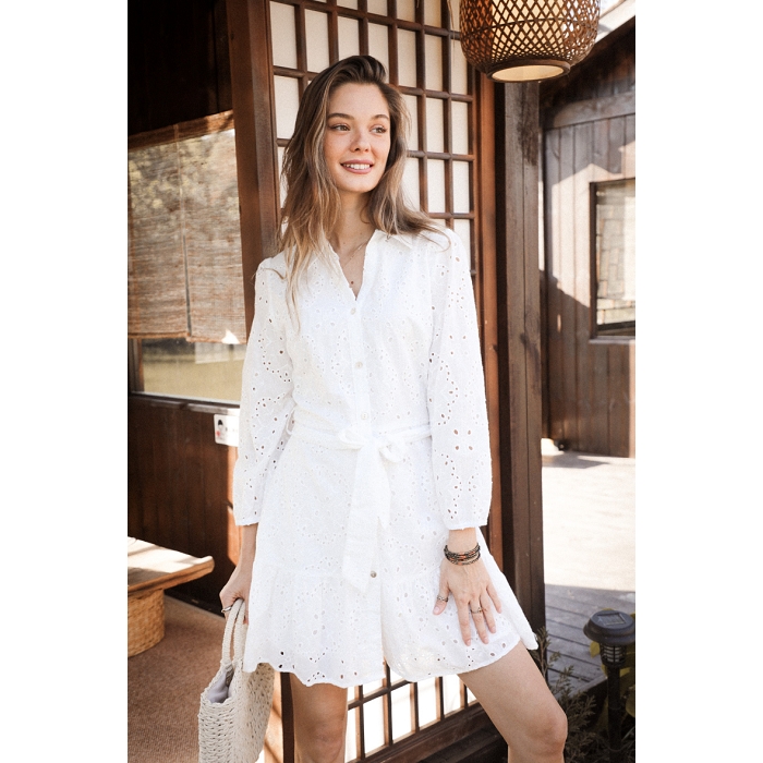 Scarpy creation robe broderie anglaise ceinture blanc