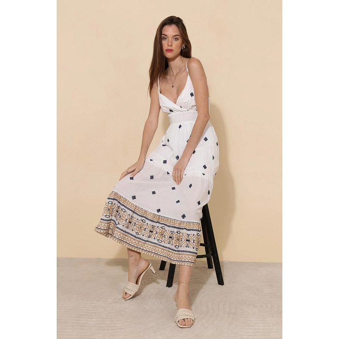 Scarpy creation robe cotton brodee doublee blanc