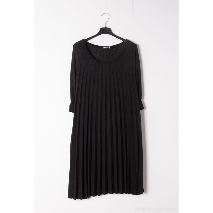 Scarpy creation robe plissee effet laine noir
